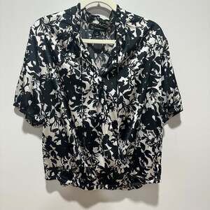 INC Black & White silky blouse, Sz XL
